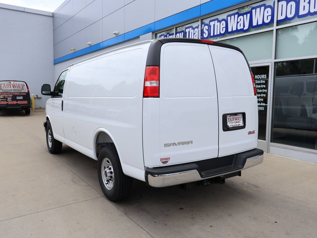 New 2026 GMC Savana 2500 w/ Enhanced Convenience Package RWD image 9