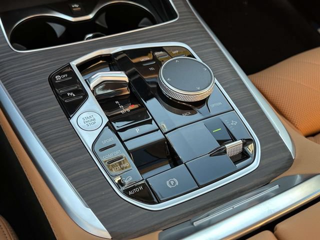 New 2027 BMW X7 xDrive40i AWD/4WD image 17