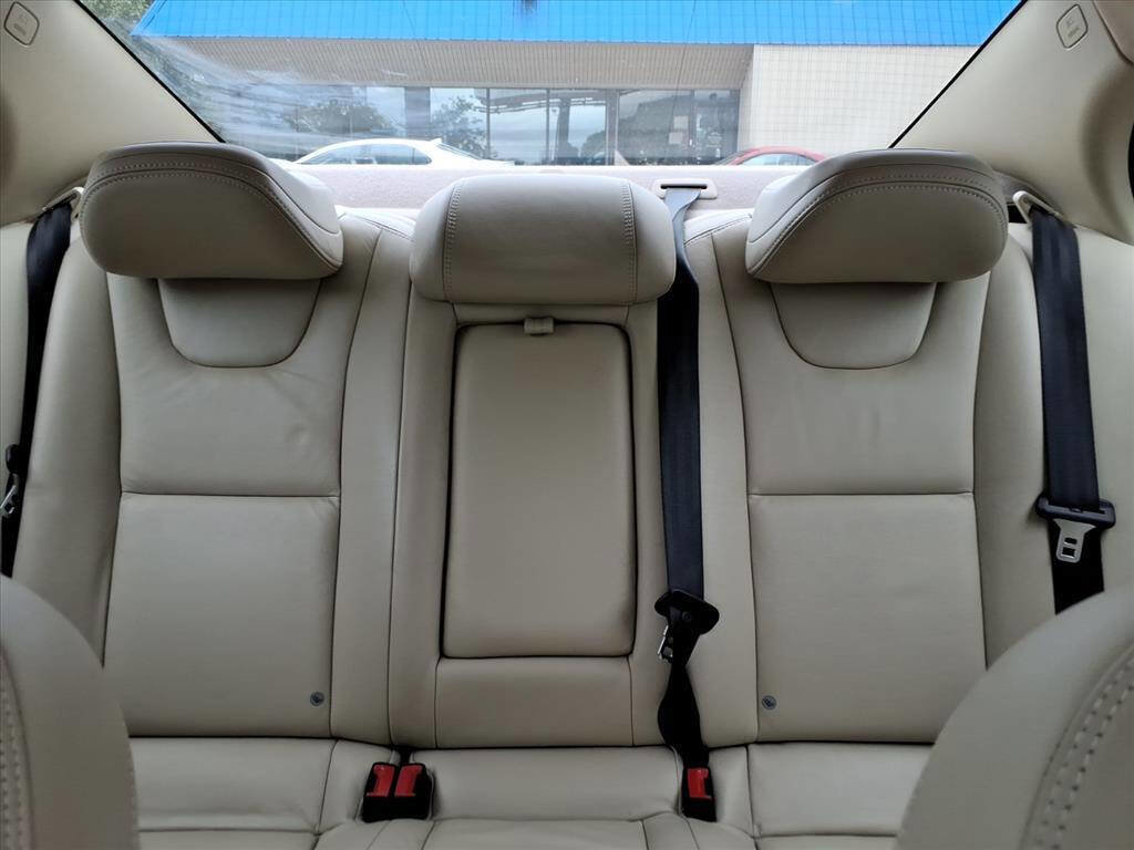 Used 2013 Volvo S60 T5 image 19