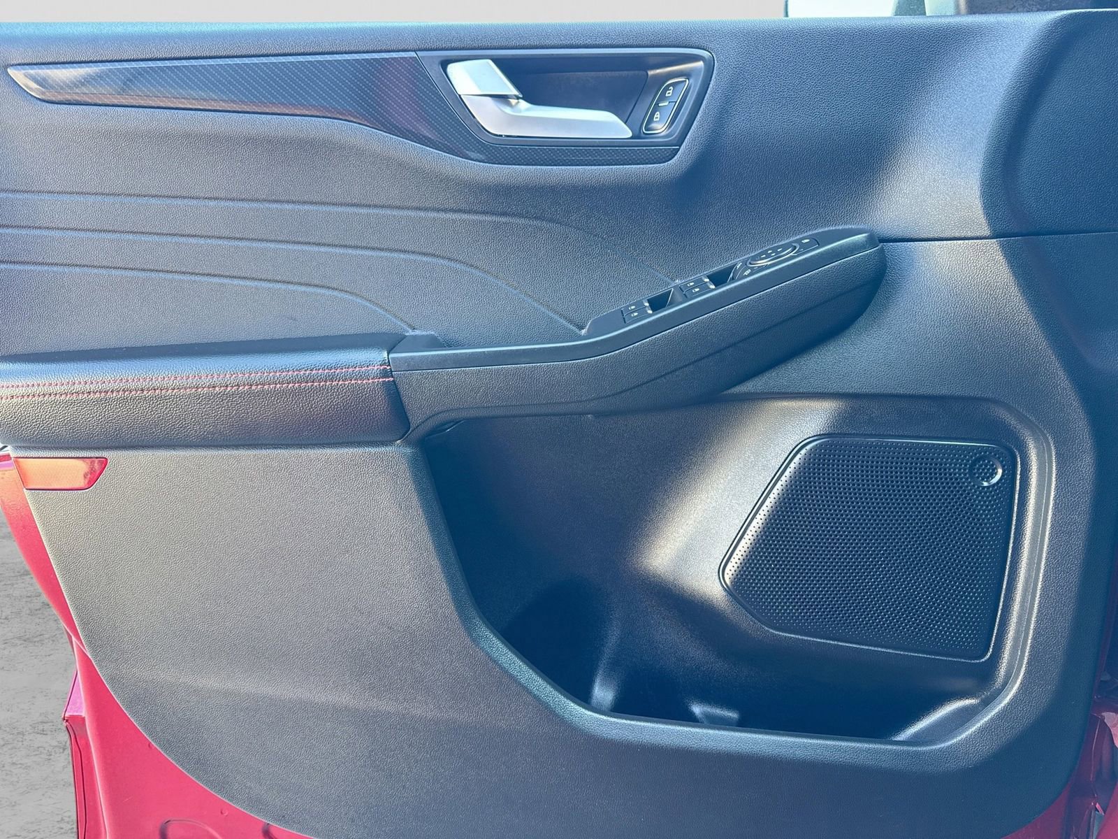 Certified 2023 Ford Escape ST-Line w/ Tech Pack #1 AWD/4WD image 30