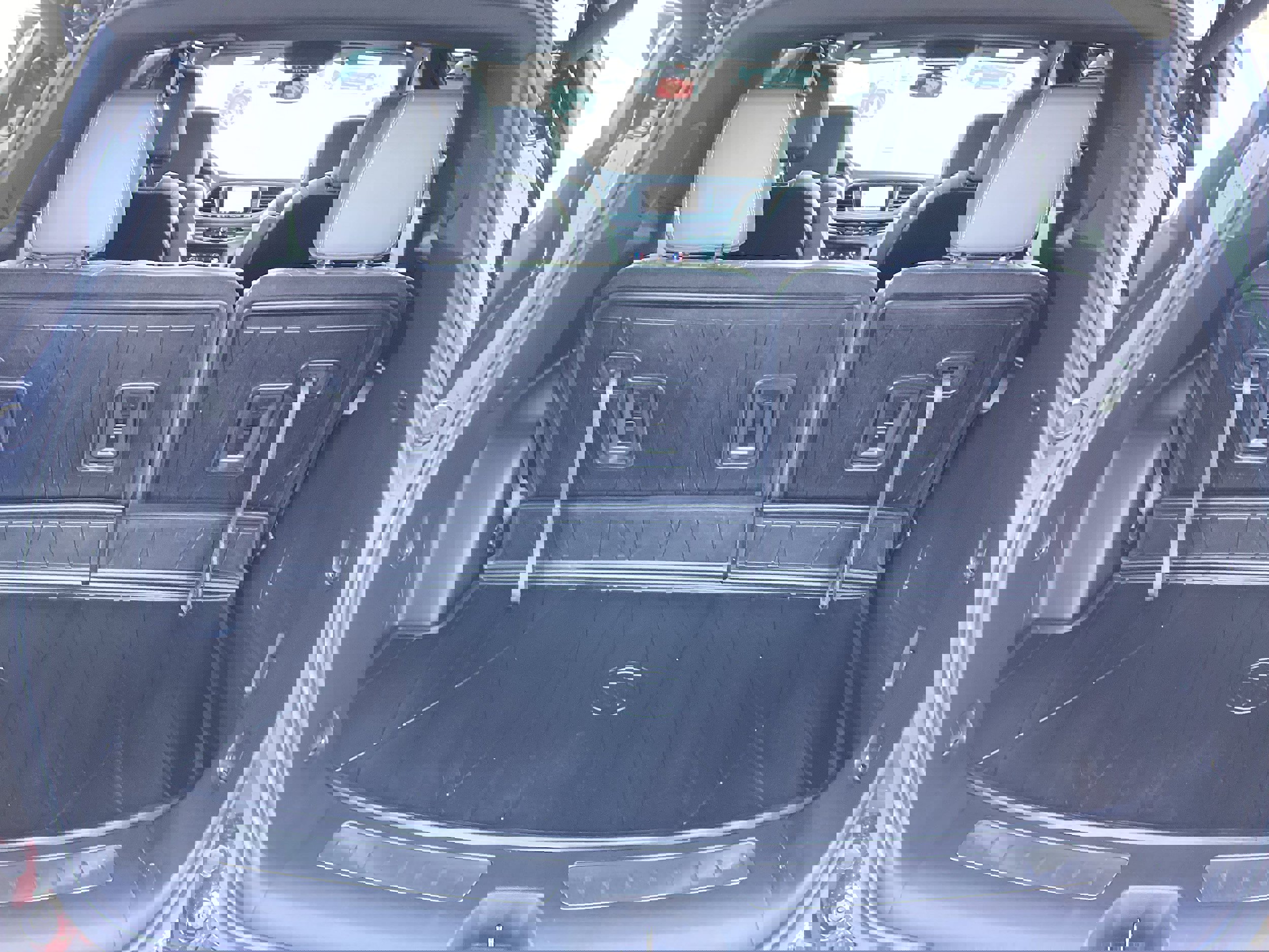 Used 2024 Buick Enclave Essence w/ Experience Buick Package image 15