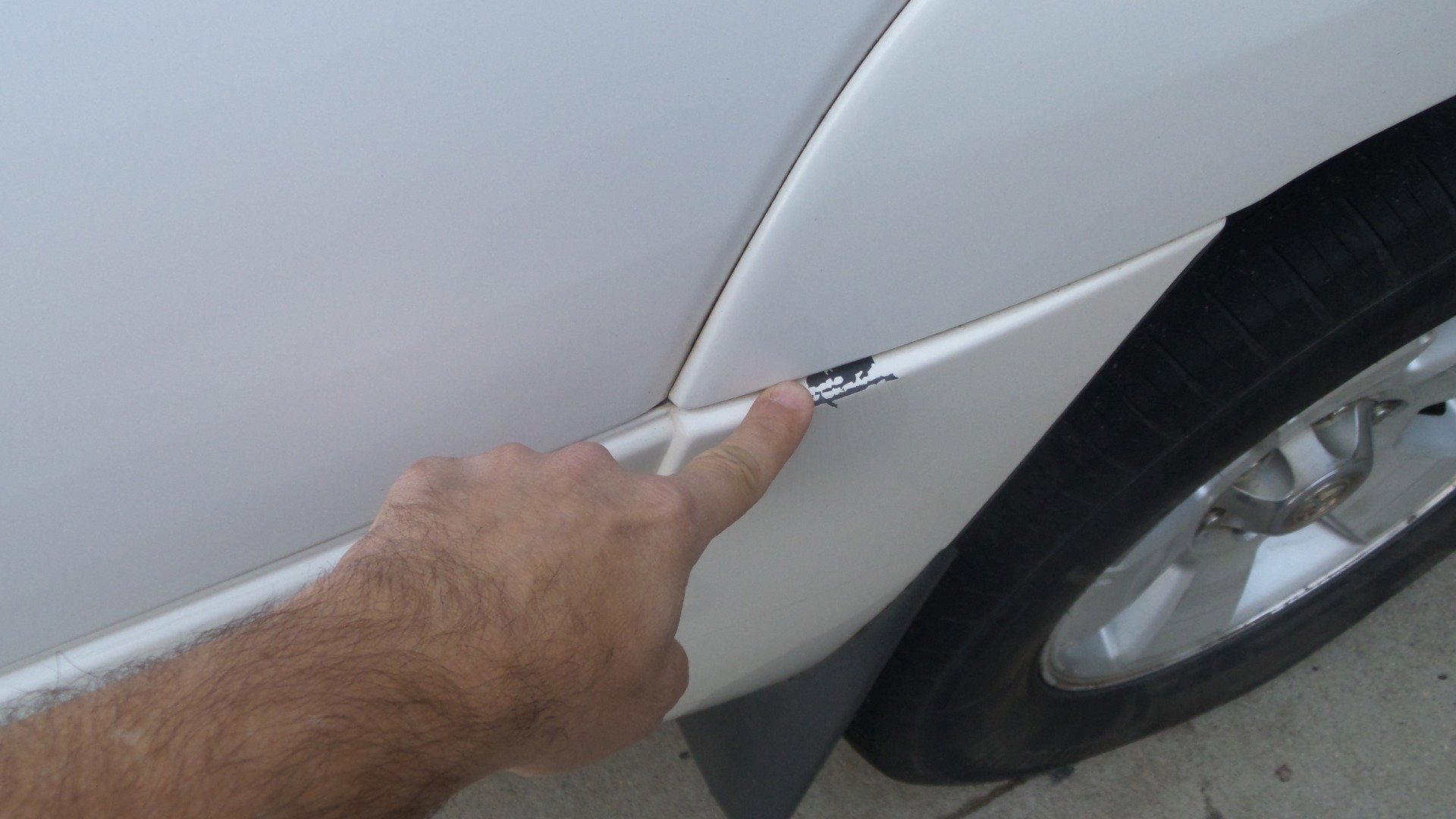 Used 2005 Toyota 4Runner SR5 AWD/4WD image 16