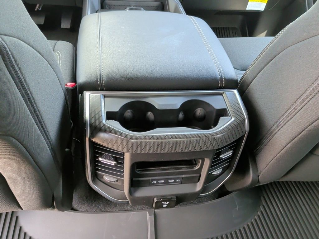 New 2026 RAM 1500 4x4 Crew Cab image 42