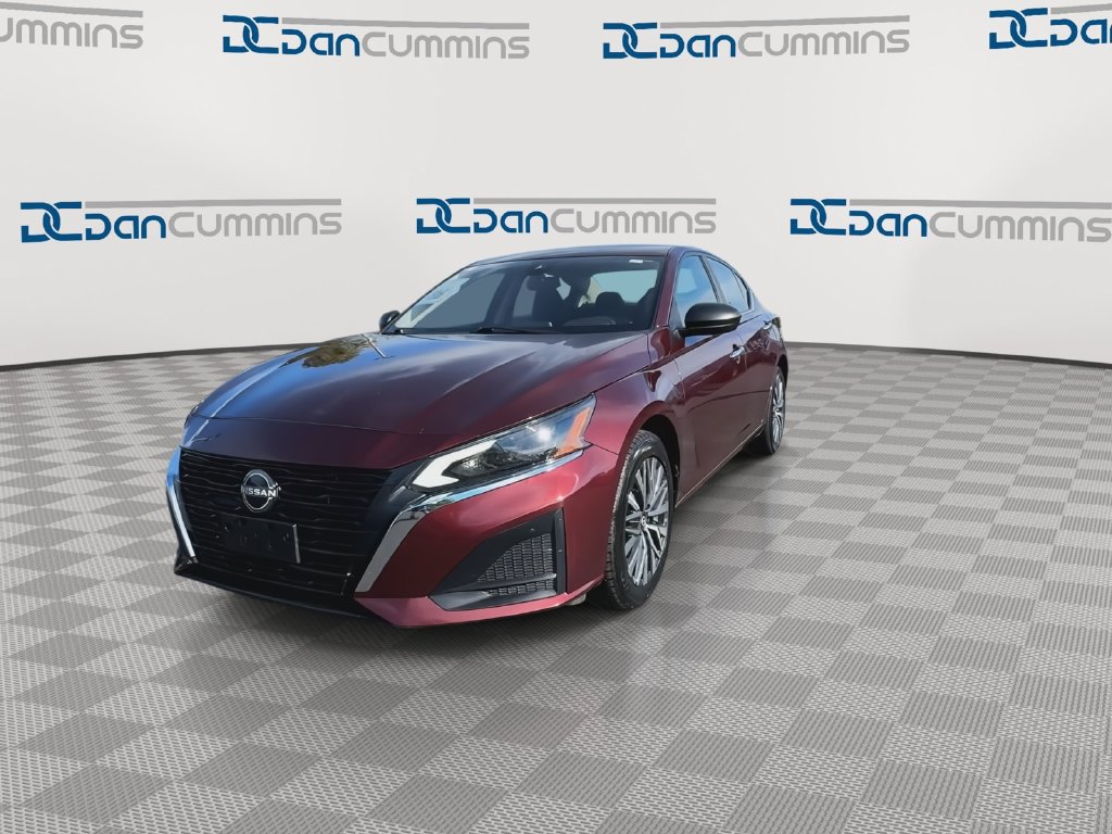 Used 2025 Nissan Altima 2.5 SV AWD/4WD image 4