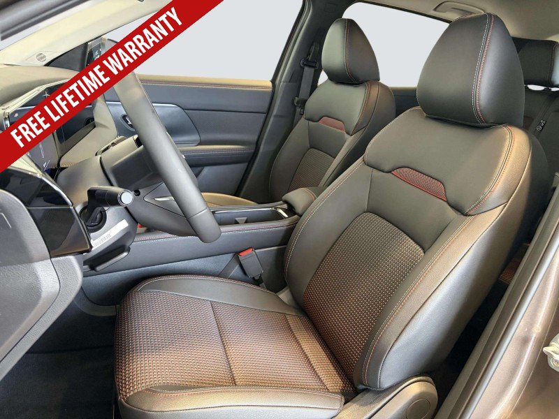 New 2026 Nissan Kicks SR FWD image 26