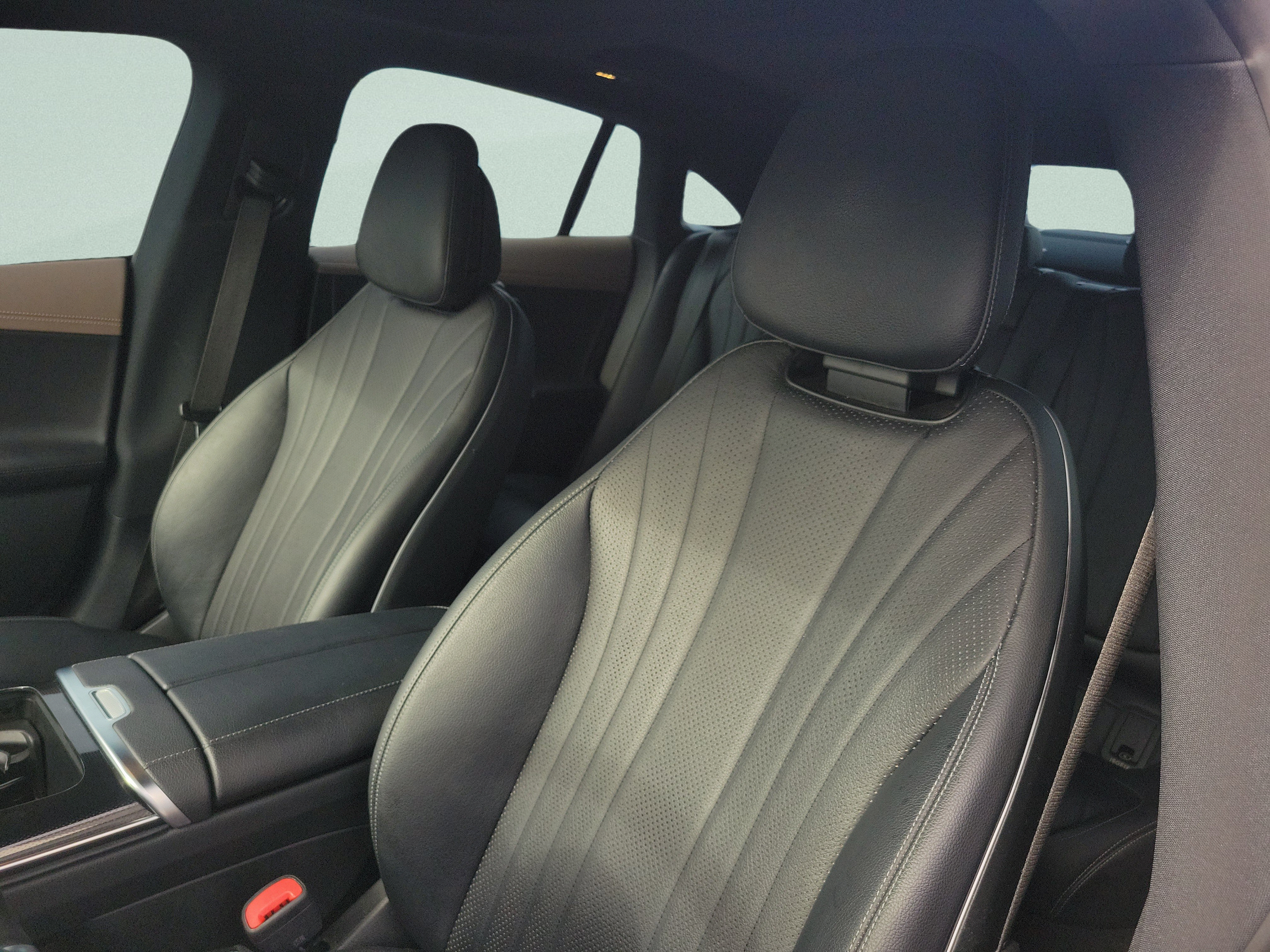 Certified 2023 Mercedes-Benz EQE 500 4MATIC Sedan image 18