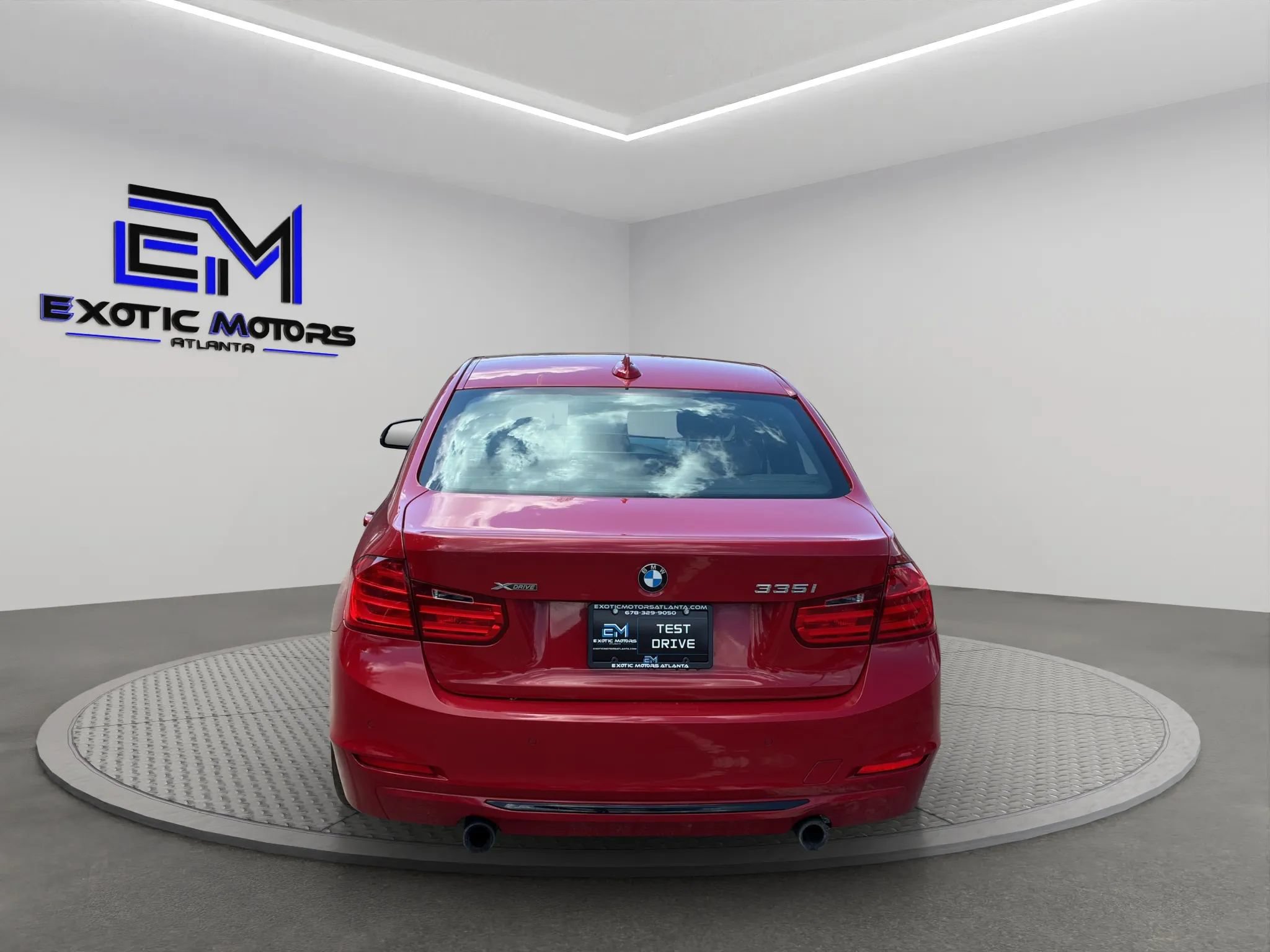Used 2013 BMW 335i xDrive Sedan AWD/4WD image 4