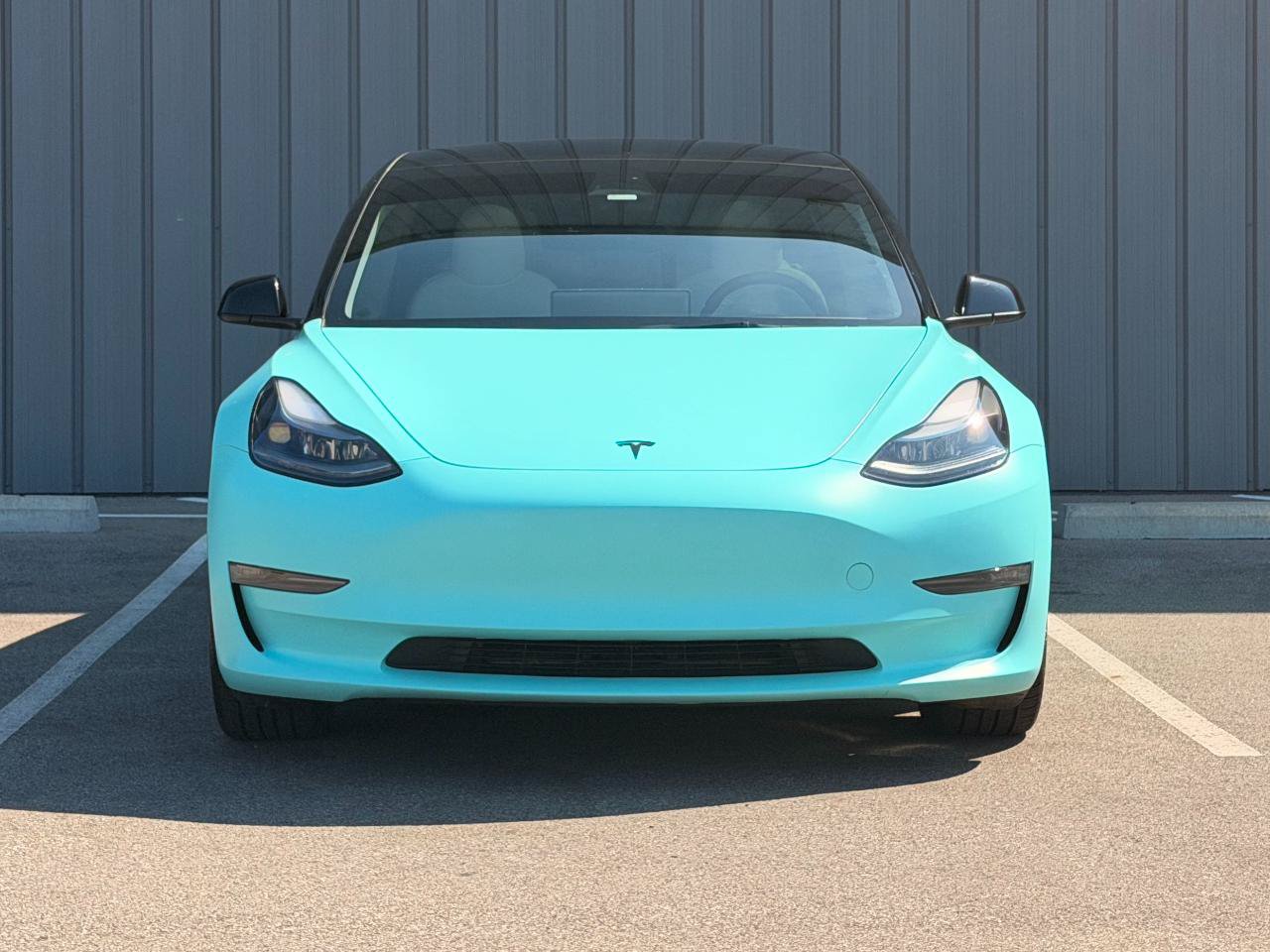 Used 2022 Tesla Model 3 Long Range AWD/4WD image 2