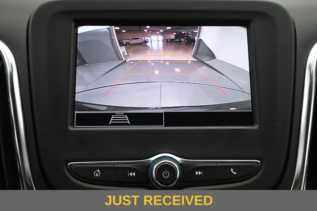 Used 2022 Chevrolet Equinox LT w/ Driver Convenience Package AWD/4WD image 12