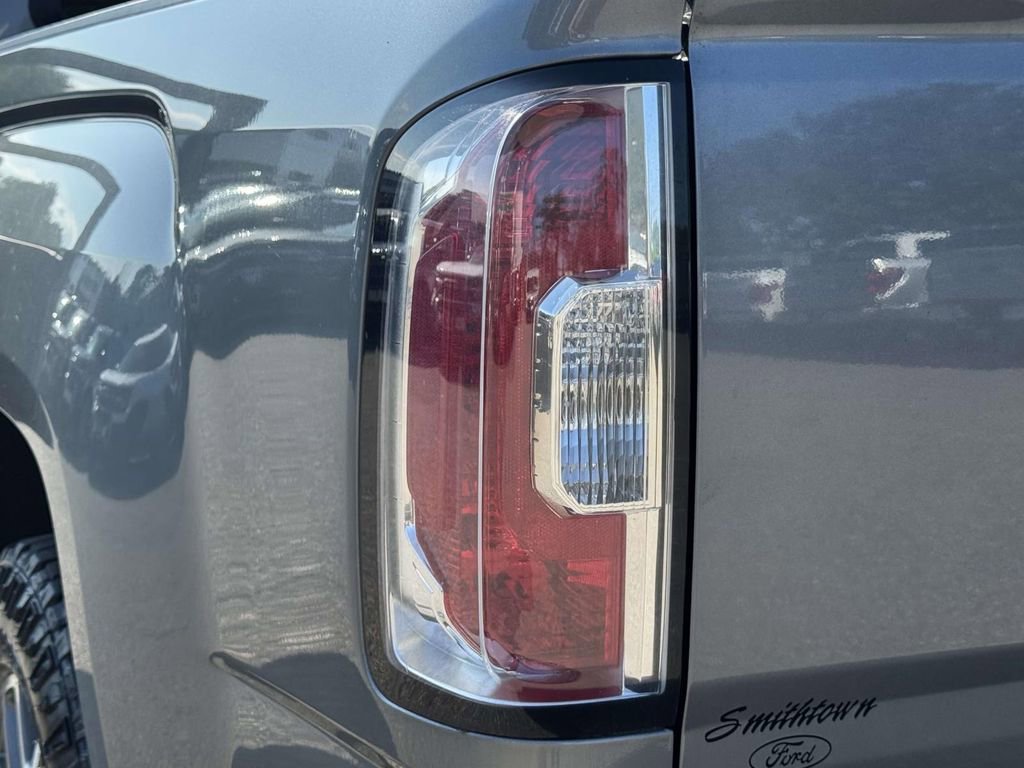 Used 2022 GMC Canyon AT4 w/ Trailering Package image 9