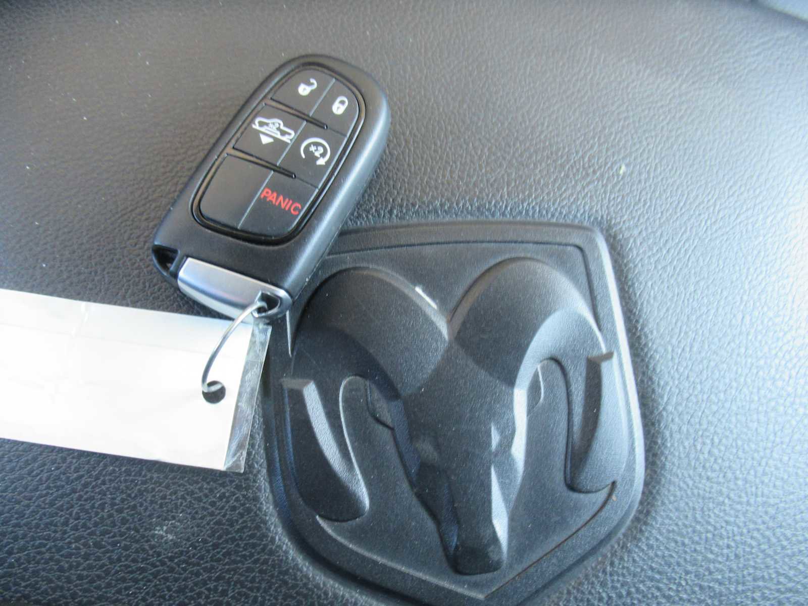 Used 2014 RAM 2500 Laramie image 39