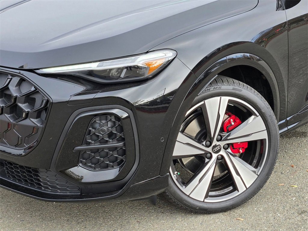 New 2025 Audi SQ5 Premium Plus image 9
