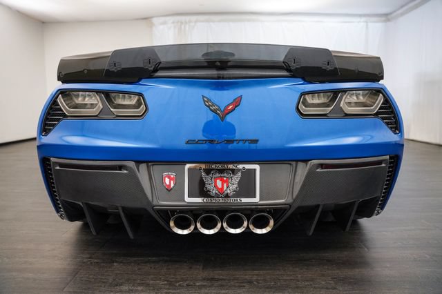 Used 2015 Chevrolet Corvette Z06 w/ 3LZ Preferred Equipment Group RWD image 31