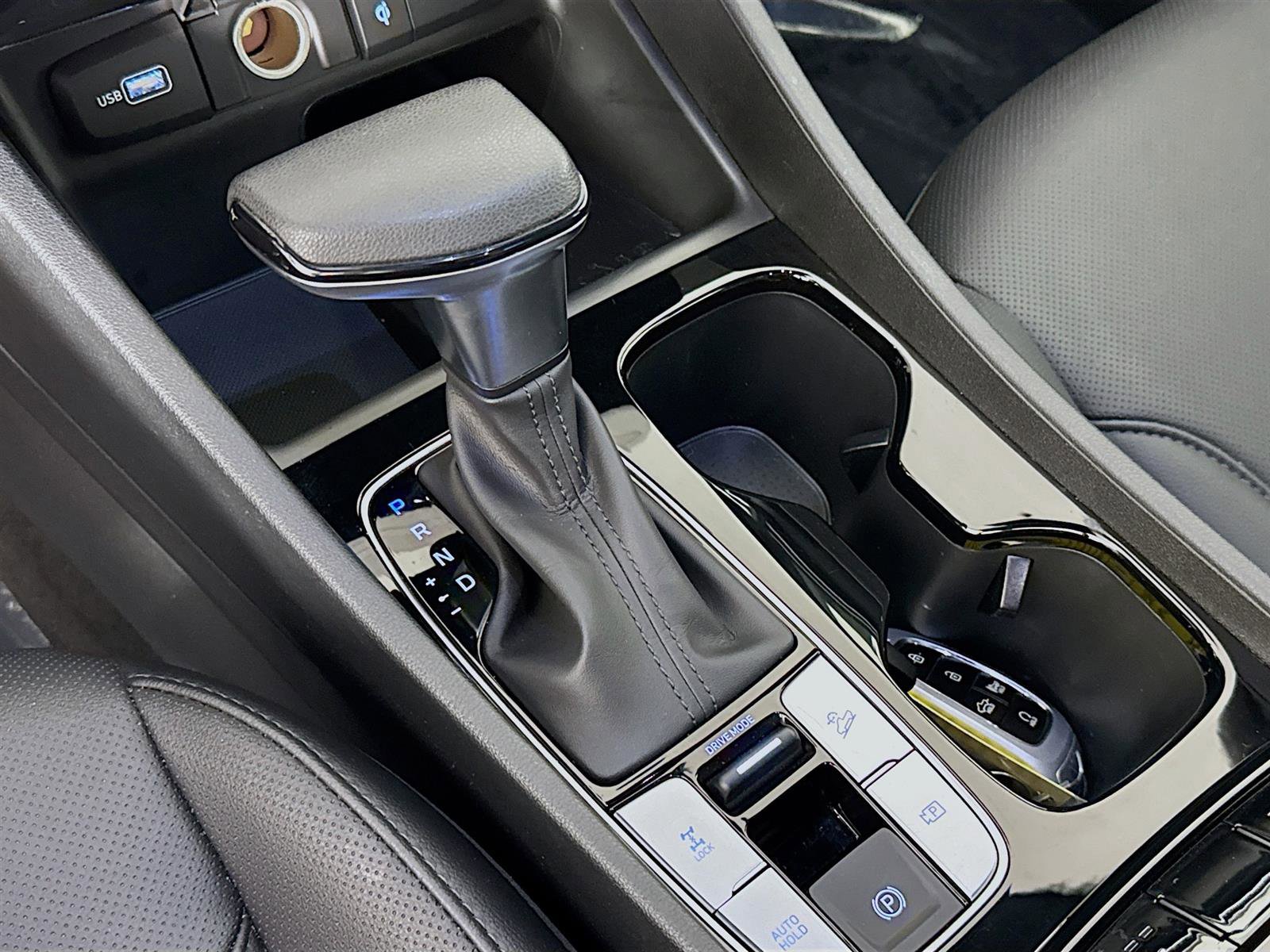 Certified 2024 Hyundai Santa Cruz Night image 19