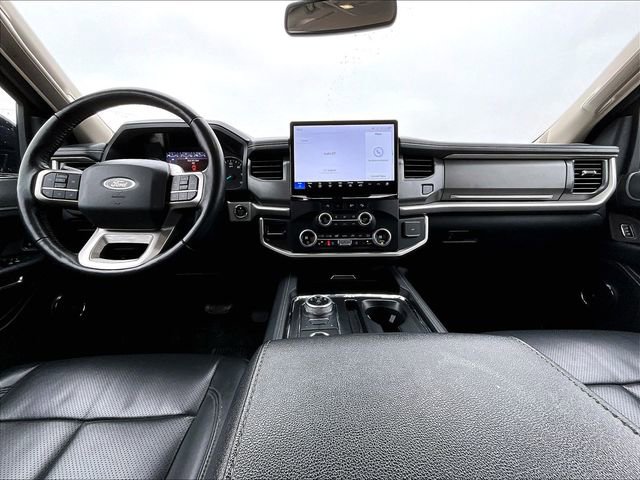 Used 2024 Ford Expedition Max XLT image 22