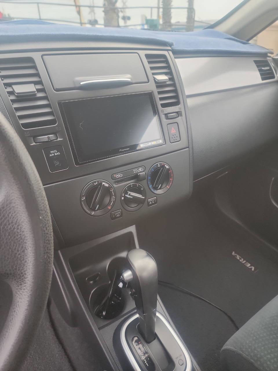 Used 2010 Nissan Versa 1.8 S w/ PWR Plus Pkg image 8