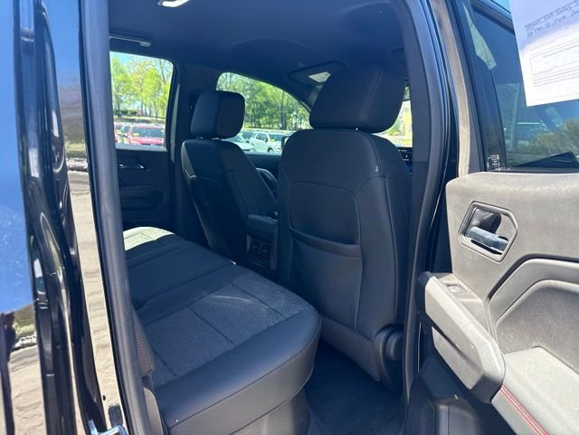 Used 2023 Chevrolet Colorado Z71 w/ Z71 Convenience Package 2 AWD/4WD image 12
