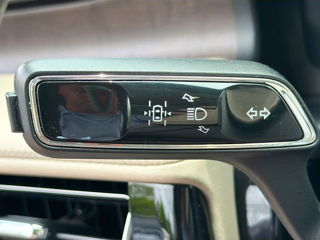 Used 2021 Lincoln Aviator Grand Touring w/ Elements Package Plus AWD/4WD image 28