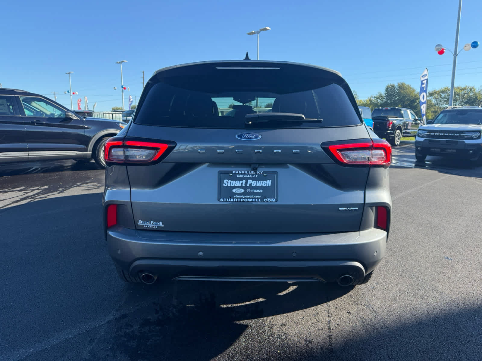 Used 2024 Ford Escape ST-Line w/ Tech Pack #1 AWD/4WD image 21