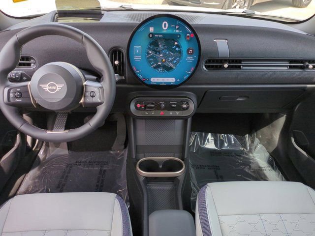 Used 2026 MINI Cooper 4-Door Hardtop image 13