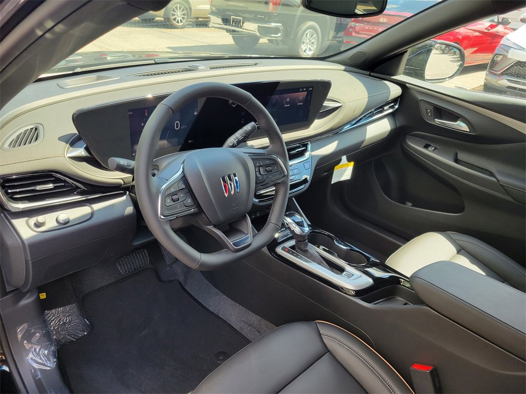 New 2025 Buick Envista Avenir image 11