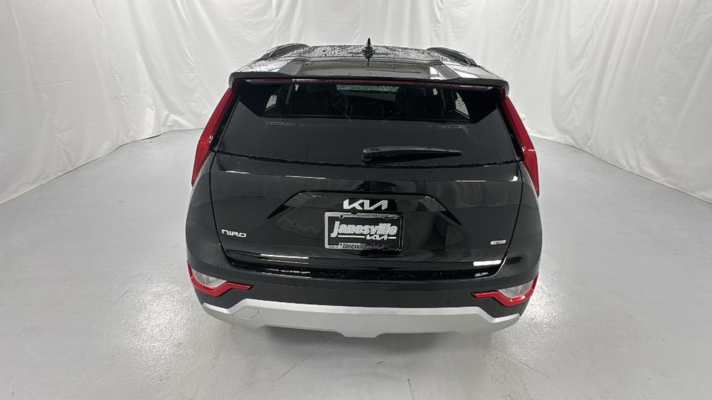 New 2025 Kia Niro EX image 4