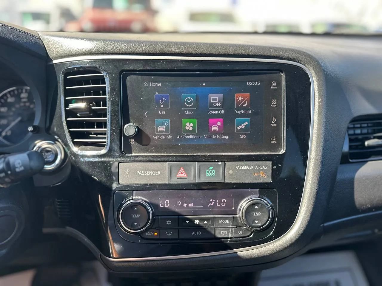 Used 2018 Mitsubishi Outlander LE image 44