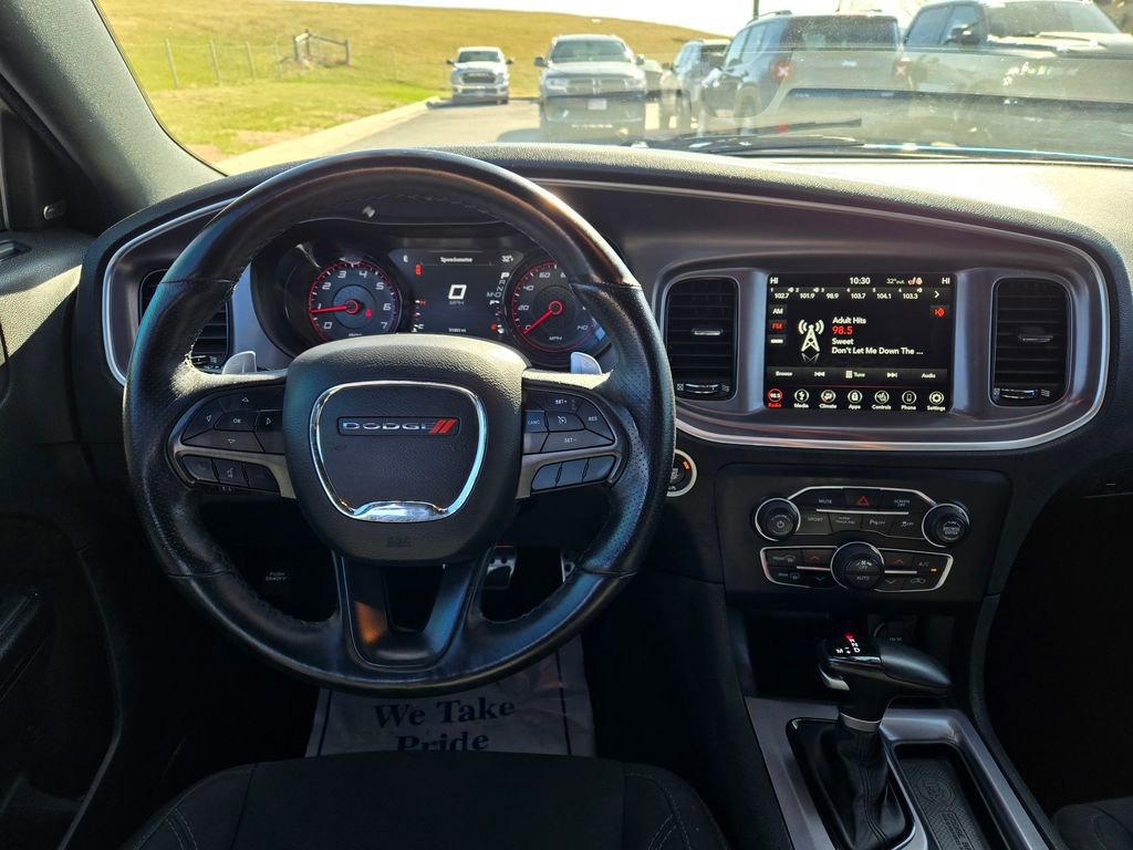 Used 2019 Dodge Charger SXT w/ Blacktop Package image 19