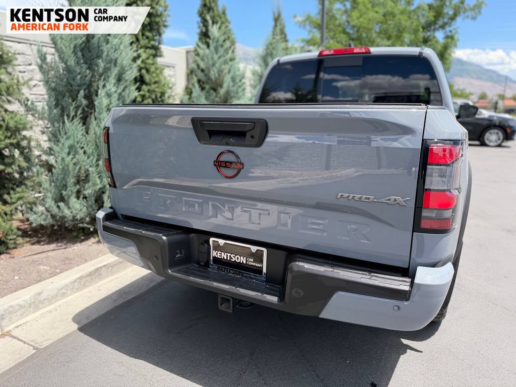 Used 2023 Nissan Frontier 4x4 Crew Cab image 32
