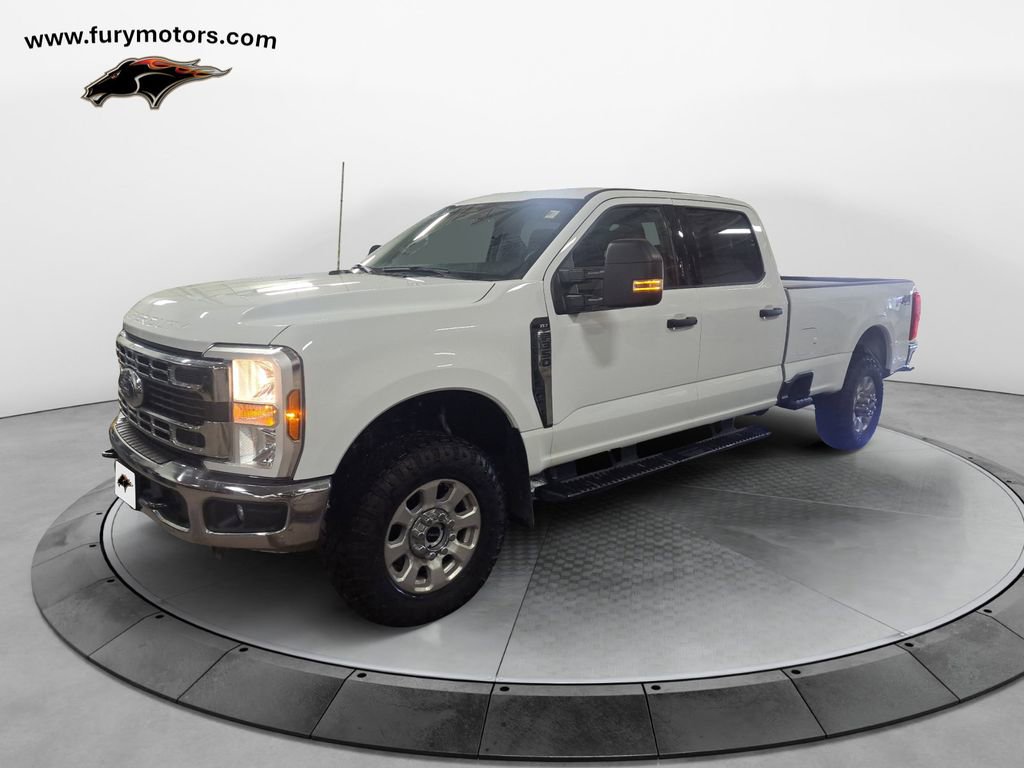 Used 2024 Ford F350 XLT w/ FX4 Off-Road Package image 7