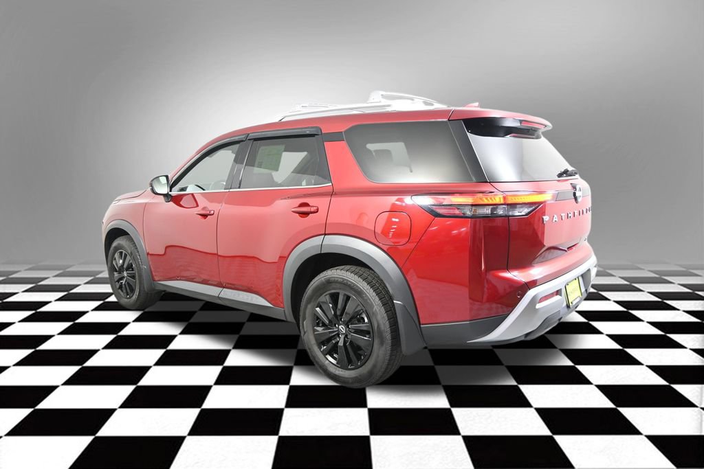 Used 2023 Nissan Pathfinder SL AWD/4WD image 5