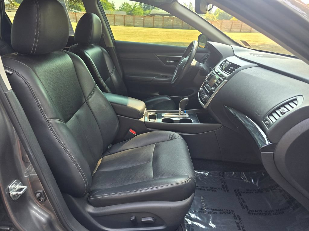 Used 2018 Nissan Altima 2.5 SL FWD image 14
