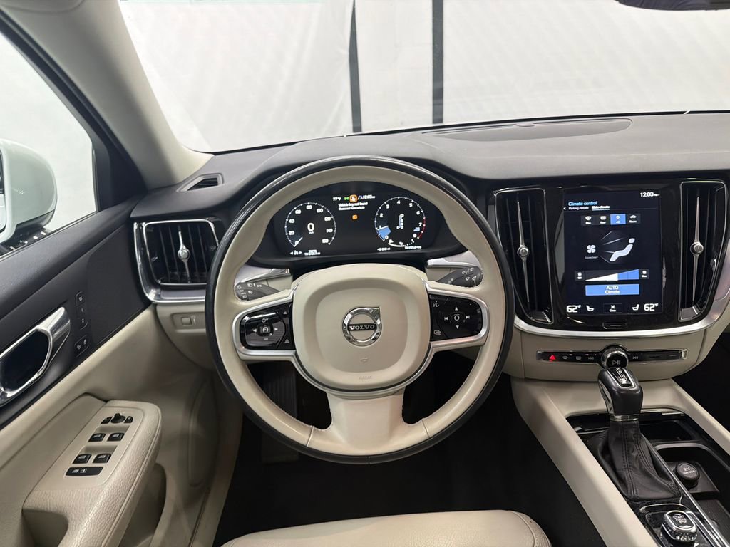 Used 2020 Volvo V60 T5 Cross Country AWD/4WD image 26
