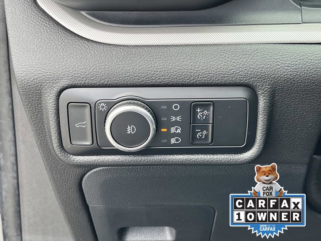 Used 2023 Ford Explorer XLT w/ Equipment Group 202A image 30