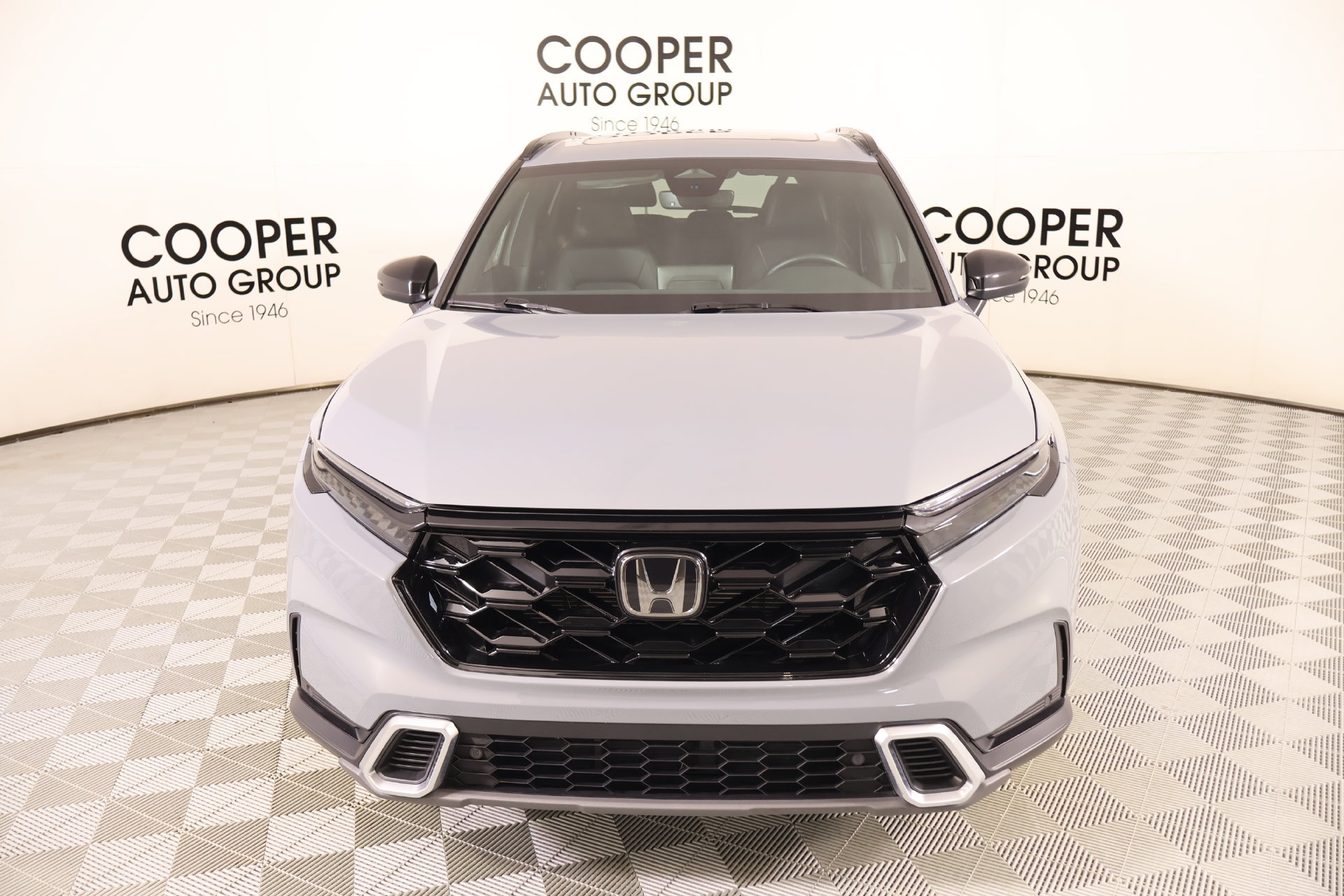 Used 2025 Honda CR-V Sport Touring image 9