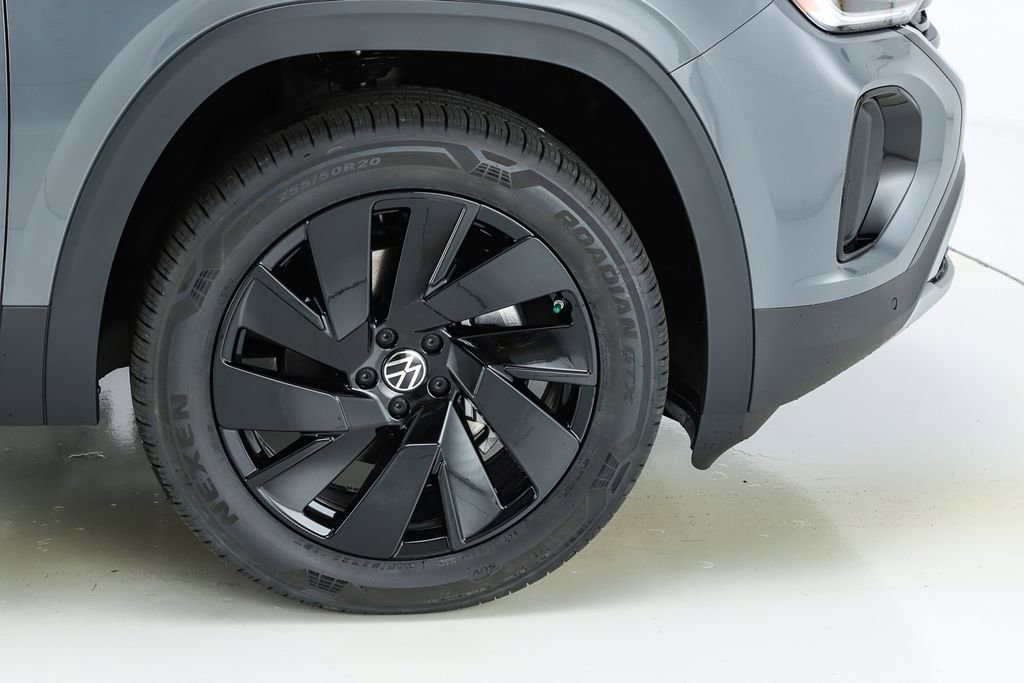 New 2026 Volkswagen Atlas Cross Sport SE image 53