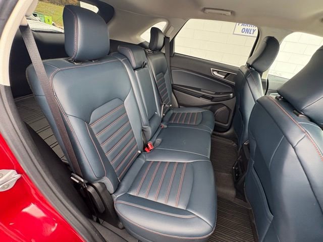 Used 2022 Ford Edge SEL w/ Sport Appearance Package image 26