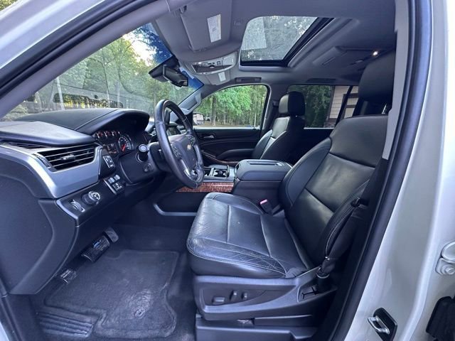 Used 2015 Chevrolet Suburban LTZ RWD image 7