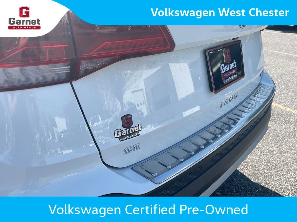 Used 2024 Volkswagen Taos SE w/ Panoramic Sunroof Package AWD/4WD image 5