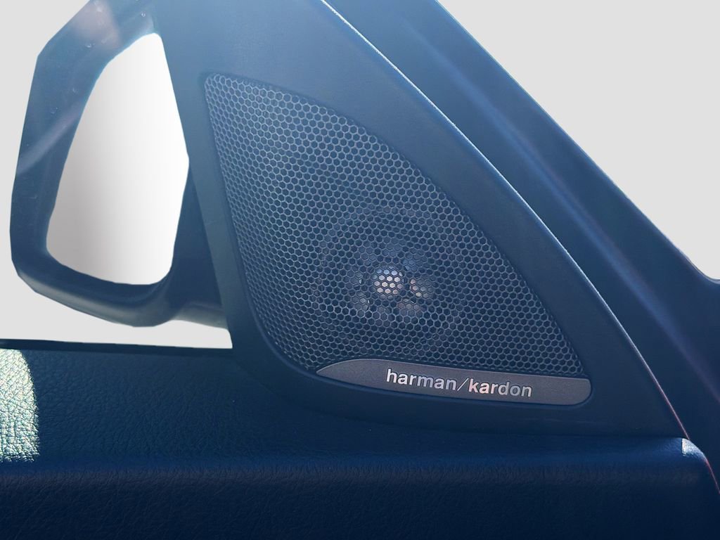 Used 2018 BMW M240i xDrive Convertible image 28