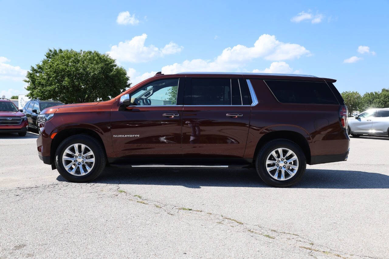 Used 2023 Chevrolet Suburban Premier AWD/4WD image 8