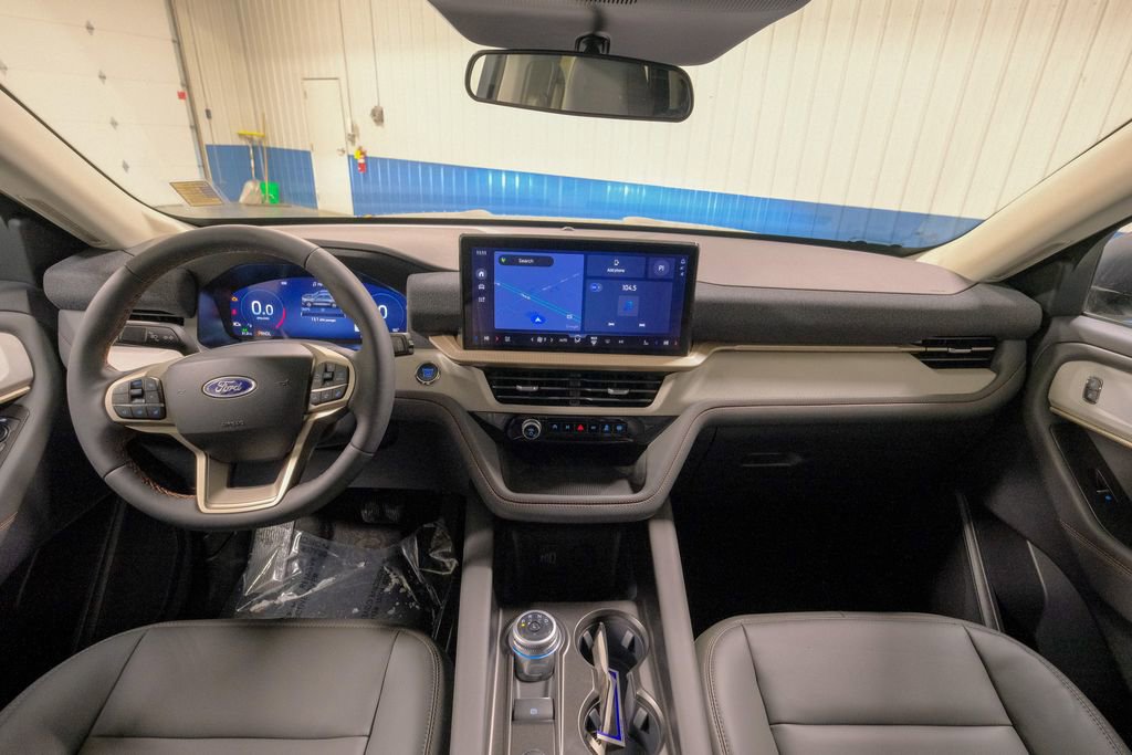 New 2026 Ford Explorer Active w/ Active Comfort Package image 29