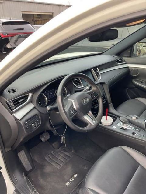 Used 2021 INFINITI QX50 Luxe w/ Appearance Package image 15