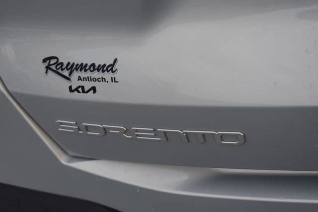 New 2026 Kia Sorento LX FWD image 15