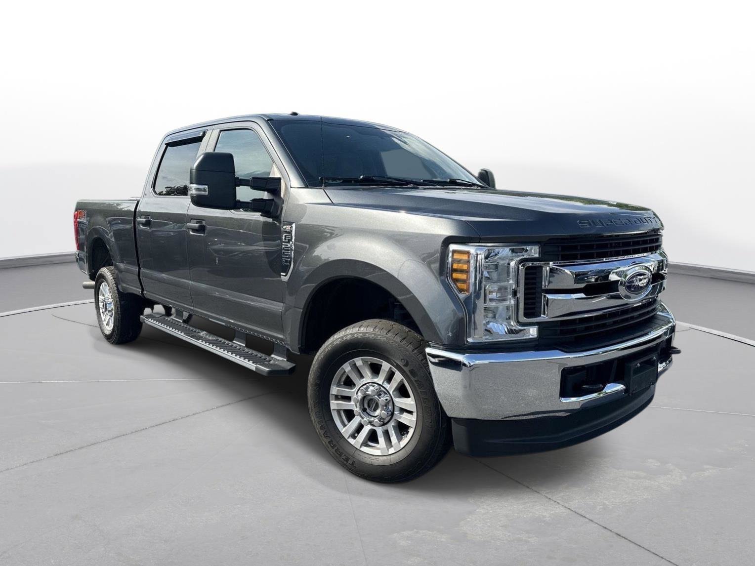Used 2019 Ford F250 XL w/ STX Appearance Package AWD/4WD image 4