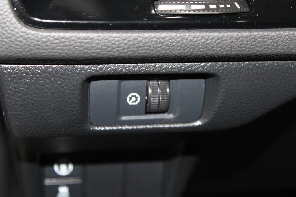 Used 2023 Honda Civic Sport image 11