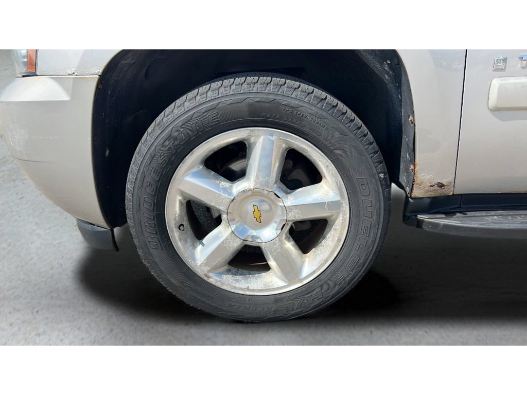 Used 2007 Chevrolet Tahoe LTZ w/ LTZ Preferred Equipment Group AWD/4WD image 35