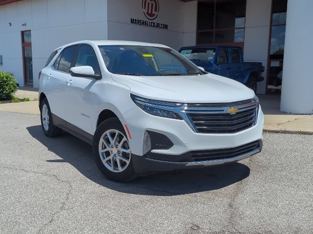 Used 2024 Chevrolet Equinox LT FWD image 2