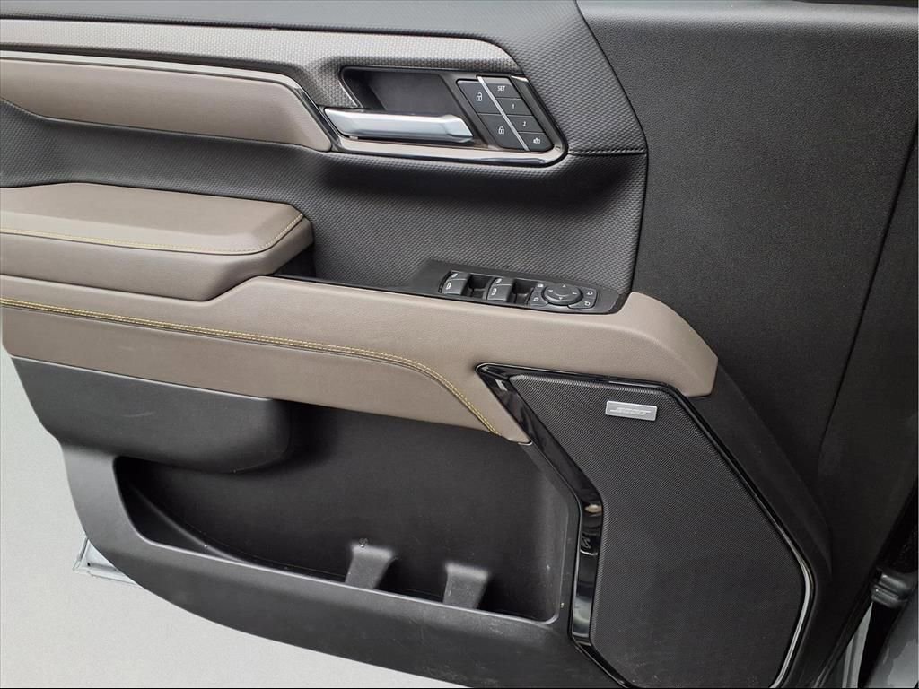 Used 2023 Chevrolet Silverado 1500 ZR2 w/ Technology Package image 20