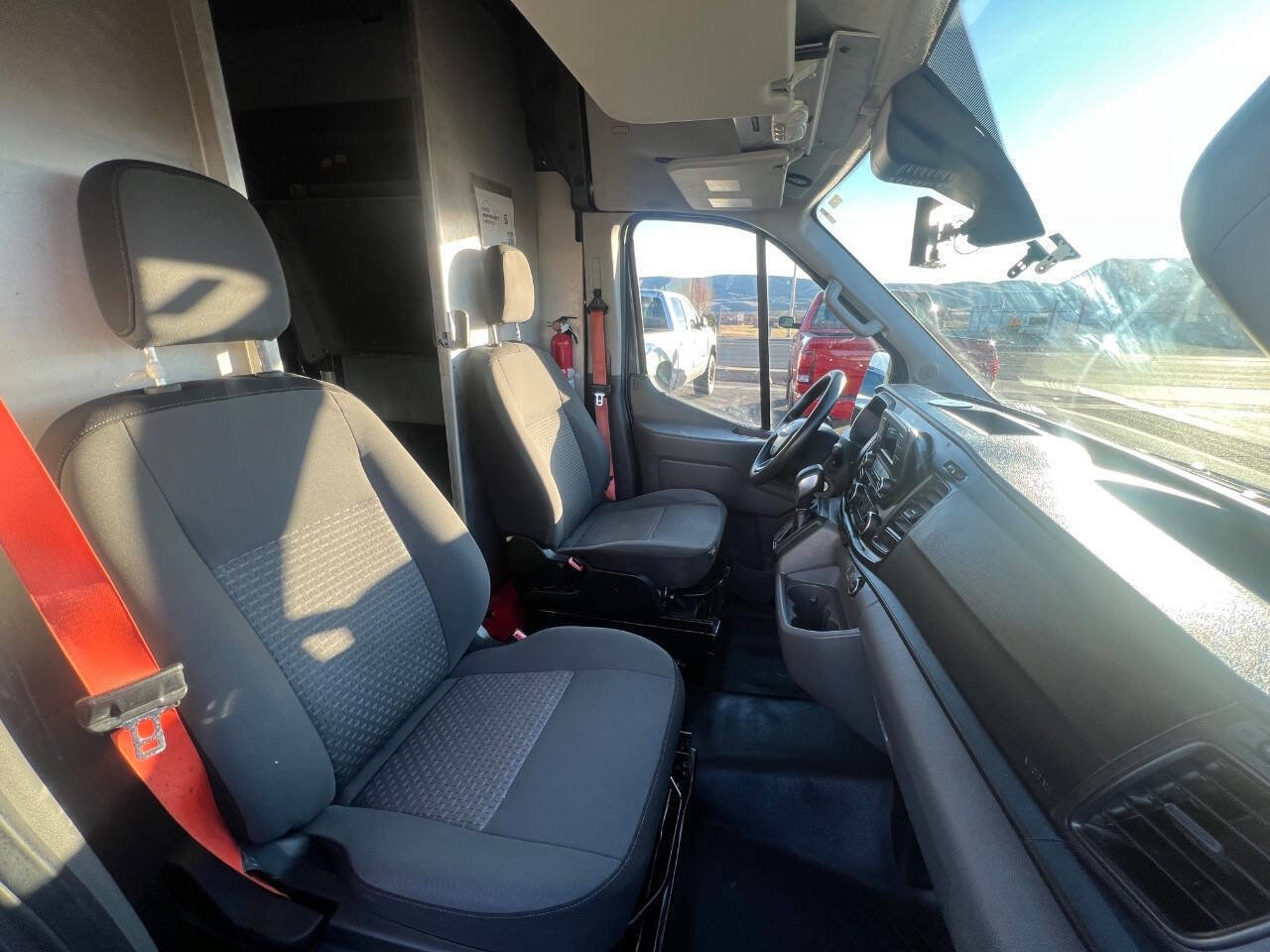 Used 2020 Ford Transit 250 148 High Roof Extended image 7